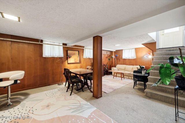 708 Parkway Dr, Louisville, KY 40217