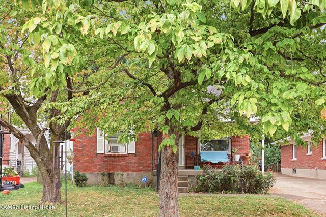 708 Parkway Dr, Louisville, KY 40217