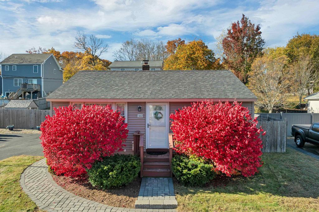 380 Rockland Avenue, Manchester, NH 03102