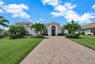 3068 Berkley Square Way, Vero Beach, FL 32966