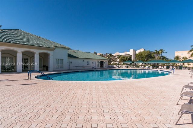 7727 Southampton Ter 311, Tamarac, FL 33321