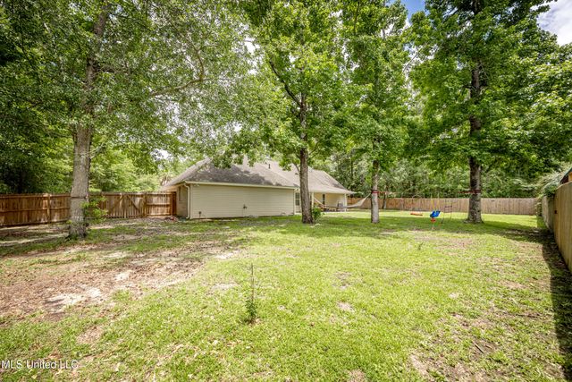 7321 Ieke Circle, Diamondhead, MS 39525