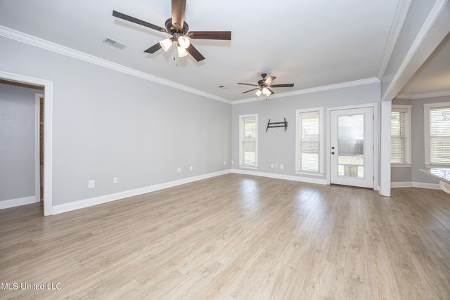 7321 Ieke Circle, Diamondhead, MS 39525