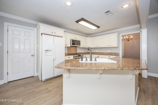 7321 Ieke Circle, Diamondhead, MS 39525