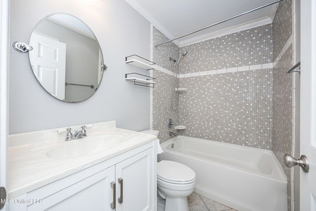 7321 Ieke Circle, Diamondhead, MS 39525