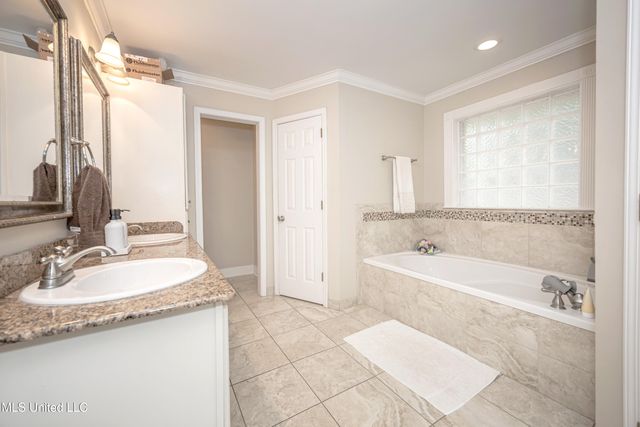 7321 Ieke Circle, Diamondhead, MS 39525