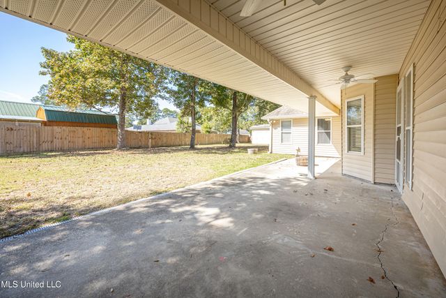 7321 Ieke Circle, Diamondhead, MS 39525