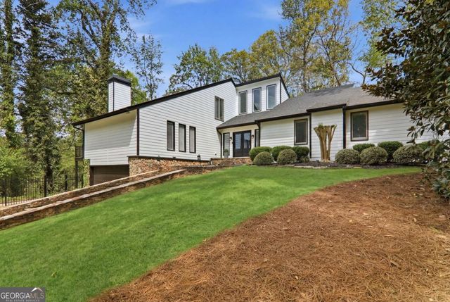 4061 Laurel Ridge Trail SE, Smyrna, GA 30080