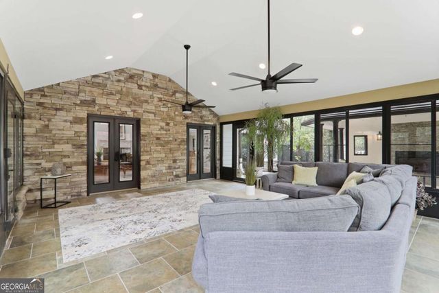 4061 Laurel Ridge Trail SE, Smyrna, GA 30080