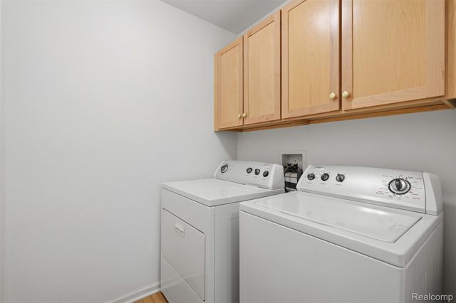 23716 McCort Drive, Brownstown Charter Township, MI 48134