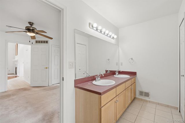 23716 McCort Drive, Brownstown Charter Township, MI 48134