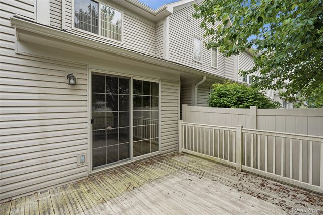 23716 McCort Drive, Brownstown Charter Township, MI 48134