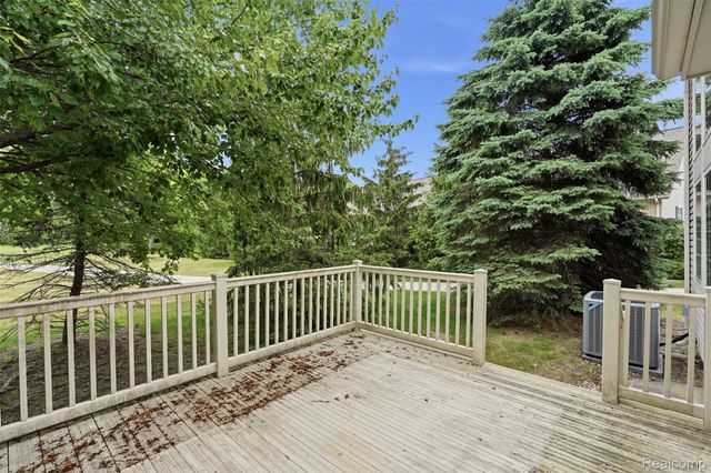 23716 McCort Drive, Brownstown Charter Township, MI 48134