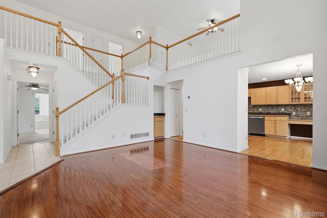 23716 McCort Drive, Brownstown Charter Township, MI 48134