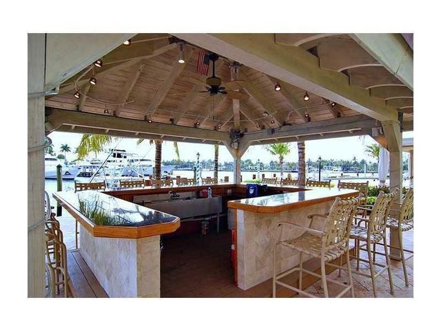 1 Las Olas Circle 605, Fort Lauderdale, FL 33316