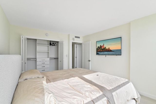 2600 N Flagler Drive 210, West Palm Beach, FL 33407