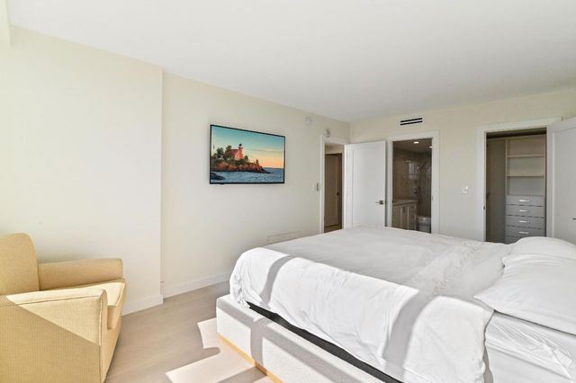 2600 N Flagler Drive 210, West Palm Beach, FL 33407