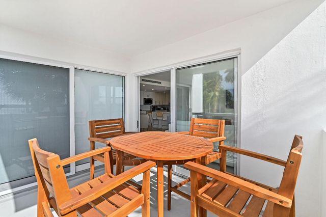 2600 N Flagler Drive 210, West Palm Beach, FL 33407