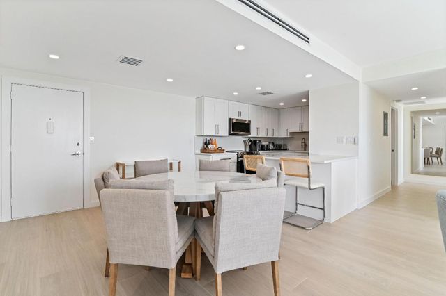 2600 N Flagler Drive 210, West Palm Beach, FL 33407