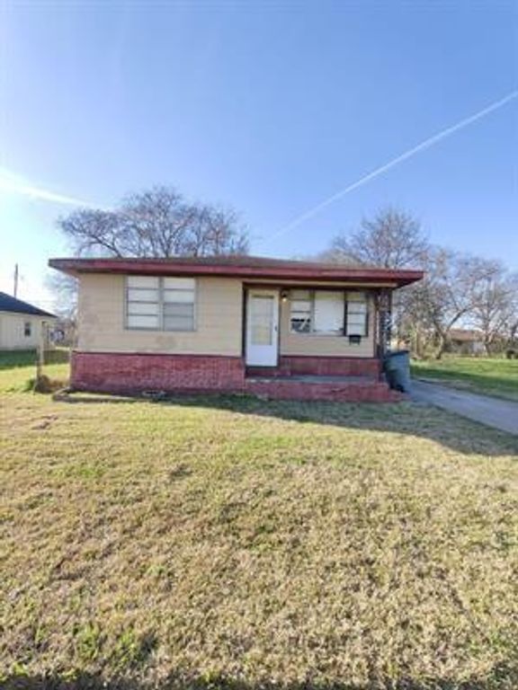 1233 W Procter Street, Port Arthur, TX 77640