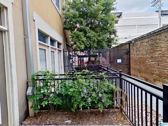 2020 5th Ave S Apt 134, Birmingham, AL 35233