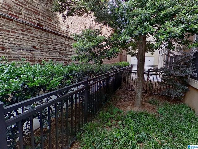 2020 5th Ave S Apt 134, Birmingham, AL 35233