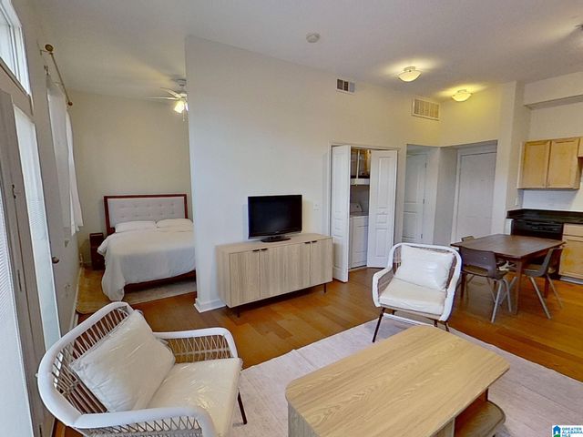 2020 5th Ave S Apt 134, Birmingham, AL 35233