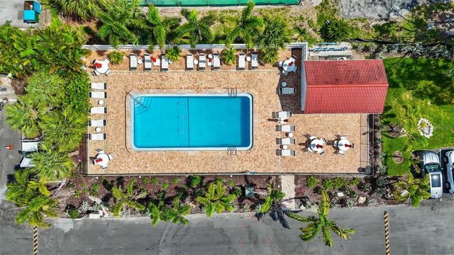 3701 E BAY DRIVE 1, Bradenton Beach, FL 34217