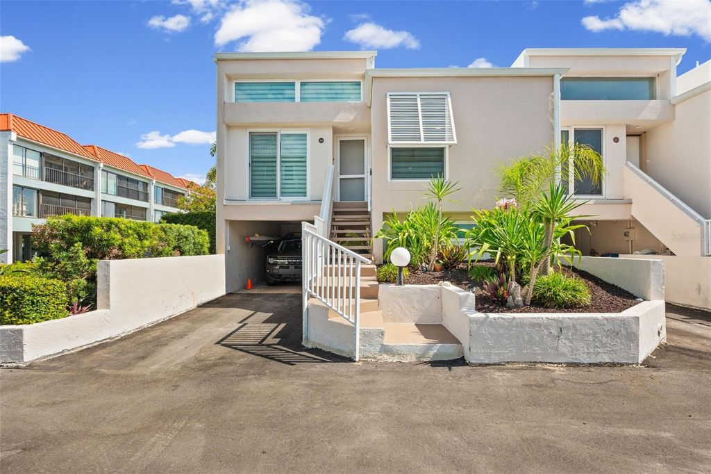 3701 E BAY DRIVE 1, Bradenton Beach, FL 34217