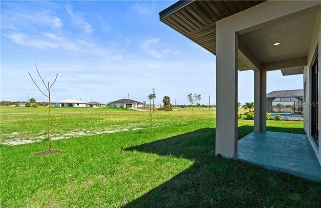 3927 NW 40TH TERRACE, Cape Coral, FL 33993