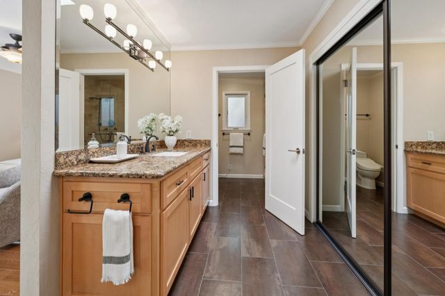 100 Yerba Santa Avenue, Los Altos, CA 94022