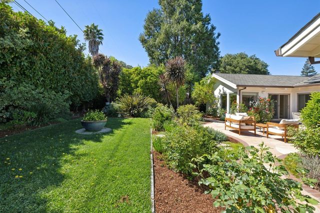 100 Yerba Santa Avenue, Los Altos, CA 94022