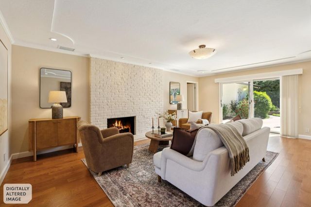 100 Yerba Santa Avenue, Los Altos, CA 94022