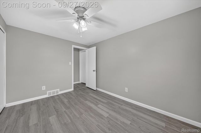 27483 Norma Drive, Warren, MI 48093