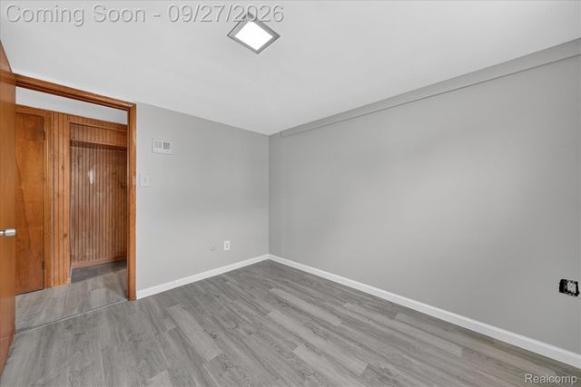 27483 Norma Drive, Warren, MI 48093