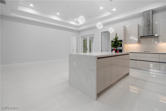 3433 66th AVE NE, Naples, FL 34120