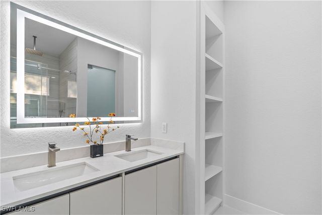 3433 66th AVE NE, Naples, FL 34120