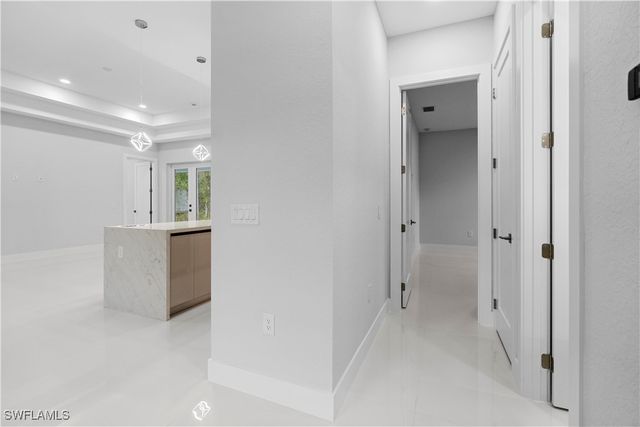 3433 66th AVE NE, Naples, FL 34120