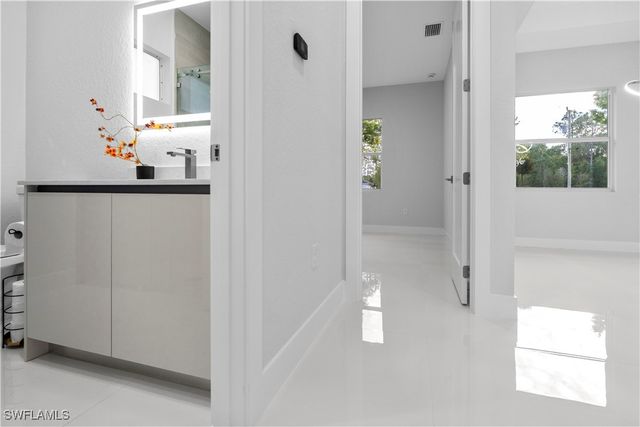 3433 66th AVE NE, Naples, FL 34120