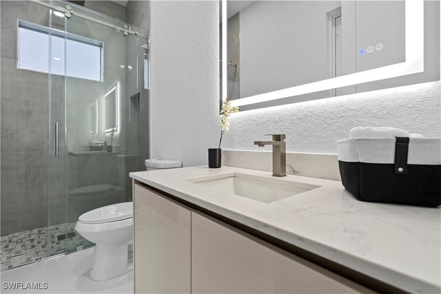 3433 66th AVE NE, Naples, FL 34120