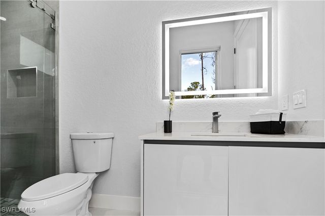 3433 66th AVE NE, Naples, FL 34120