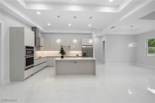 3433 66th AVE NE, Naples, FL 34120