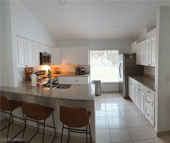 1071 18th AVE NE, Naples, FL 34120