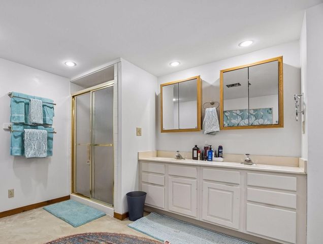 100 Ottawa Avenue S, Golden Valley, MN 55416