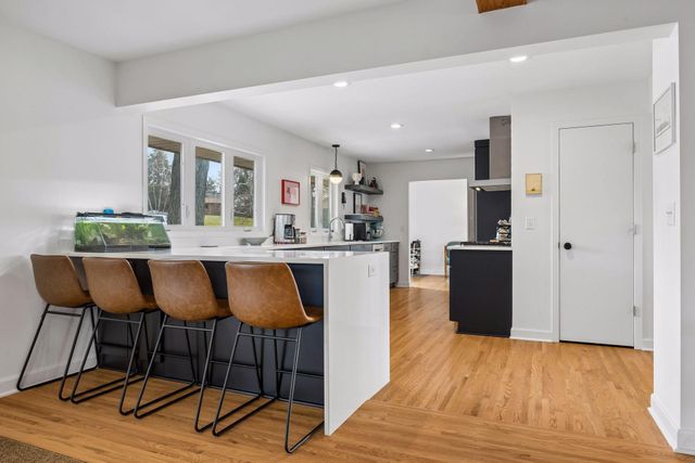 100 Ottawa Avenue S, Golden Valley, MN 55416