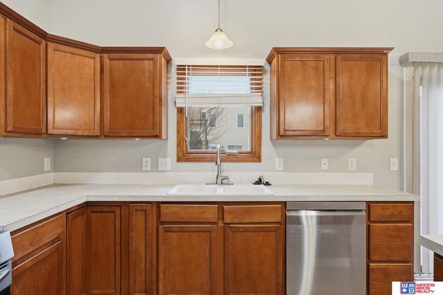 7920 S 59th Street, Lincoln, NE 68516