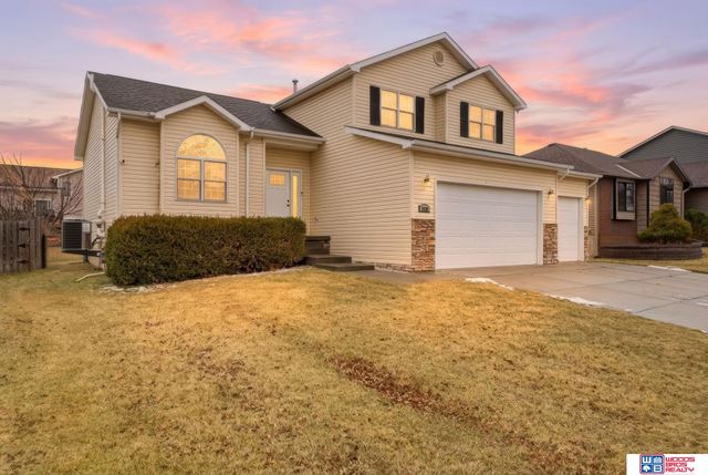 7920 S 59th Street, Lincoln, NE 68516