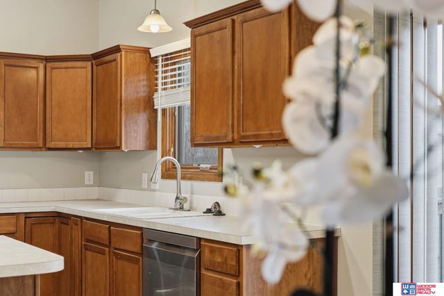 7920 S 59th Street, Lincoln, NE 68516