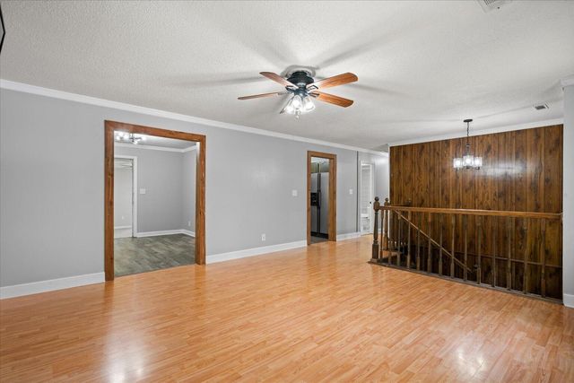 604 Pine Oaks Drive, Tunnel Hill, GA 30755