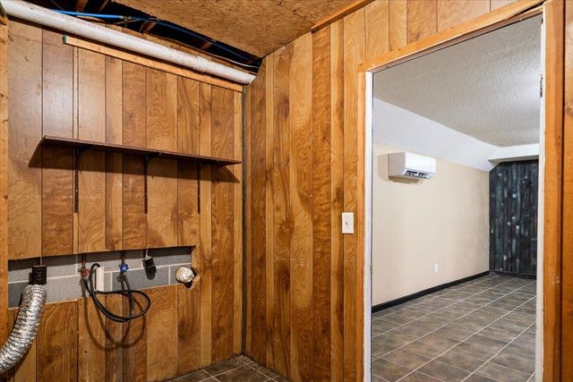 604 Pine Oaks Drive, Tunnel Hill, GA 30755